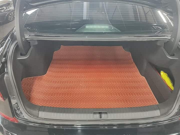 Фото 4 - Volkswagen Passat
