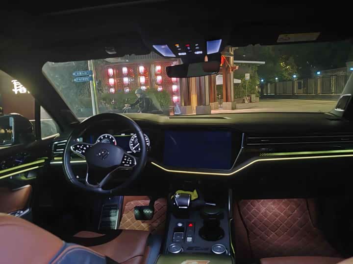 Фото 6 - Volkswagen Touareg