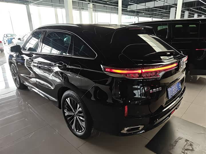 Фото 5 - Honda UR-V