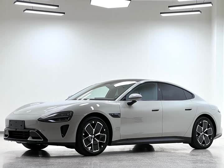 Фото 1 - Xiaomi SU7