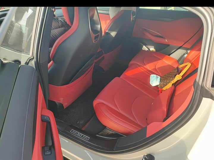 Фото 8 - Xiaomi SU7