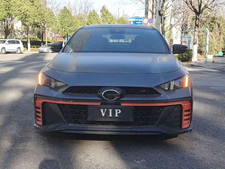 Фото 2 - GAC Trumpchi Empow R