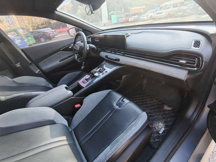 Фото 5 - GAC Trumpchi Empow R