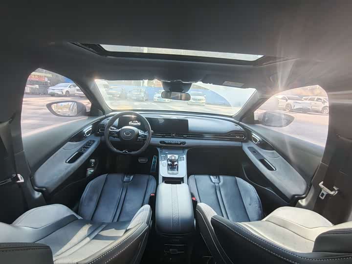 Фото 7 - GAC Trumpchi Empow R