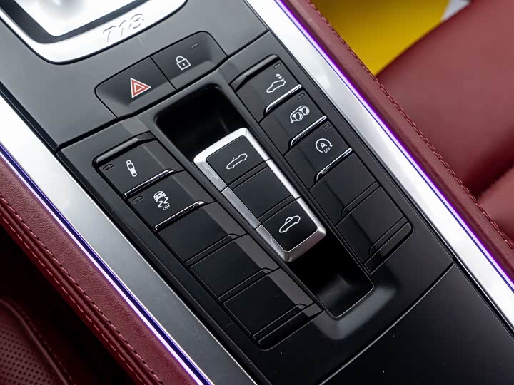 Фото 8 - Porsche 718