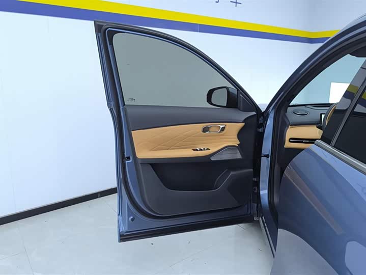 Фото 7 - Geely Galaxy Starship 7