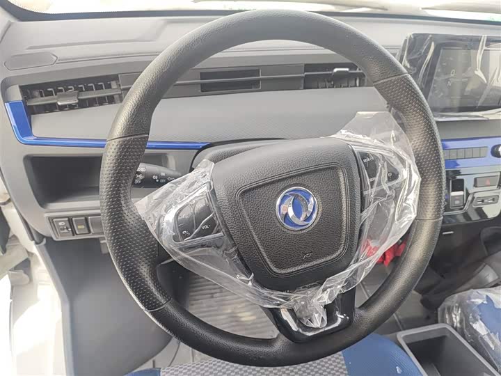 Фото 8 - Dongfeng EM27