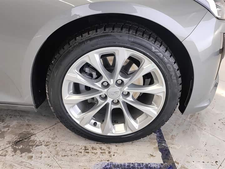 Фото 6 - Cadillac CT5