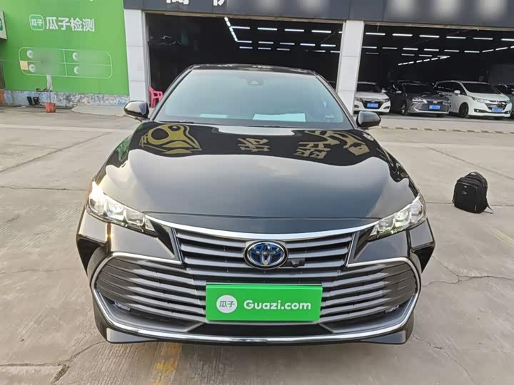 Фото 3 - Toyota Avalon