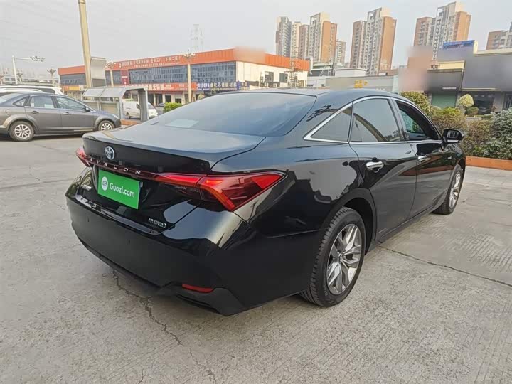 Фото 7 - Toyota Avalon