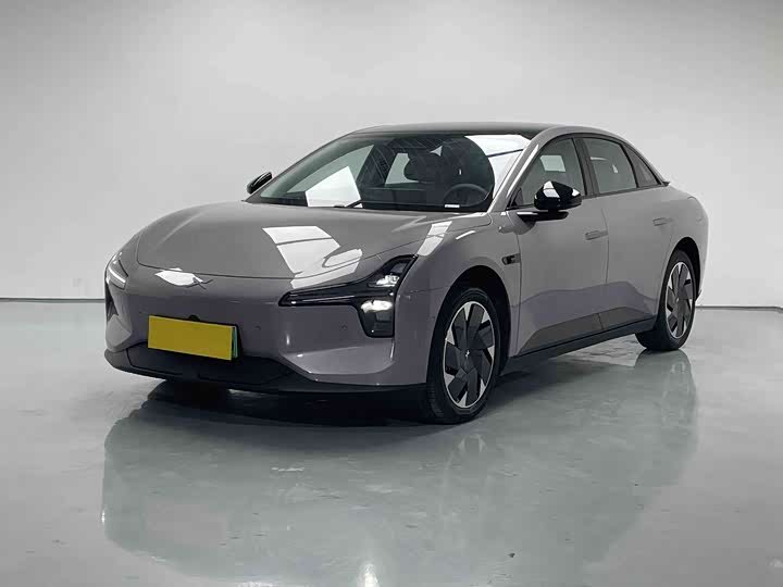 Фото 1 - XPeng Mona M03