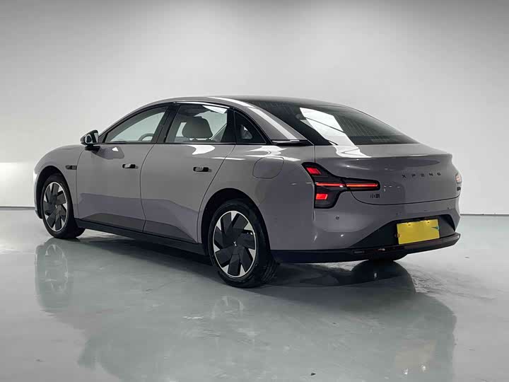 Фото 5 - XPeng Mona M03