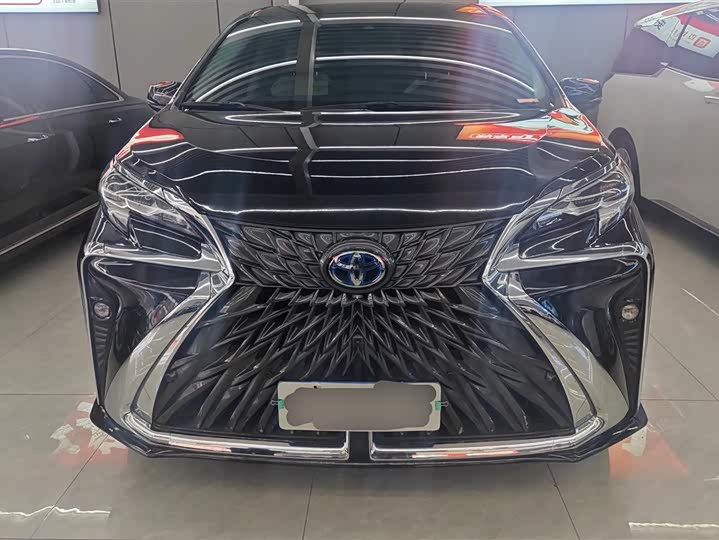 Фото 2 - Toyota Sienna