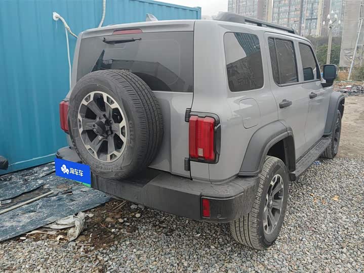 Фото 3 - Tank 300 Hybrid