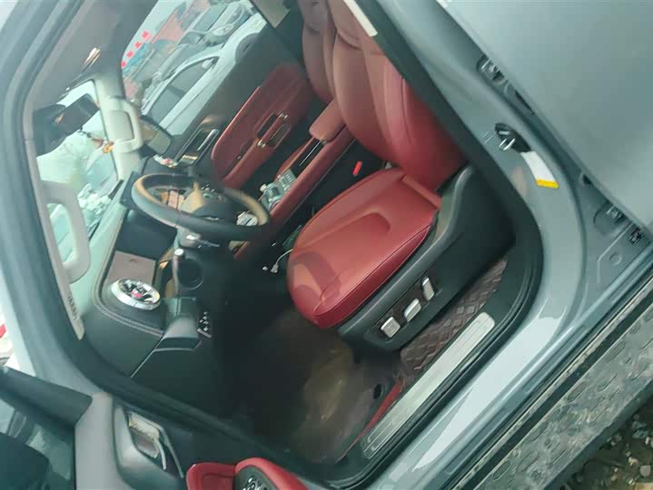 Фото 9 - Tank 300 Hybrid