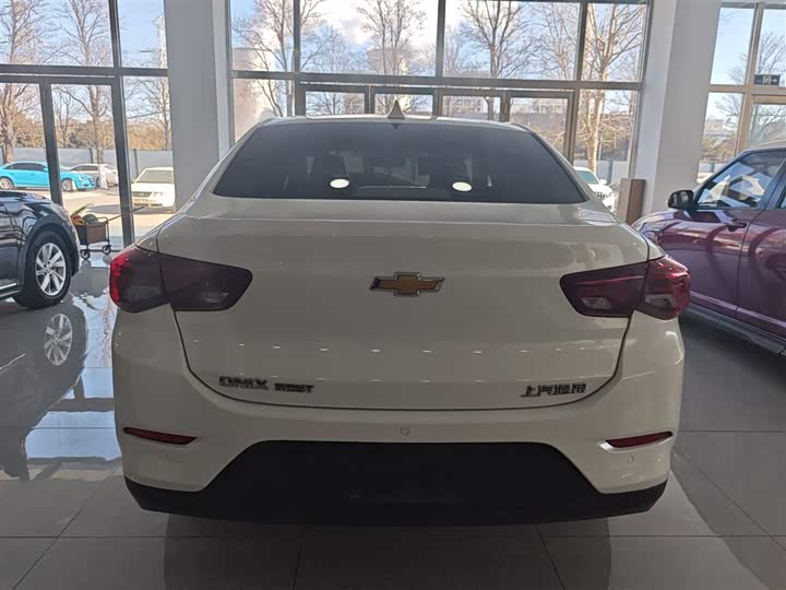 Фото 6 - Chevrolet Onix (Cavalier)