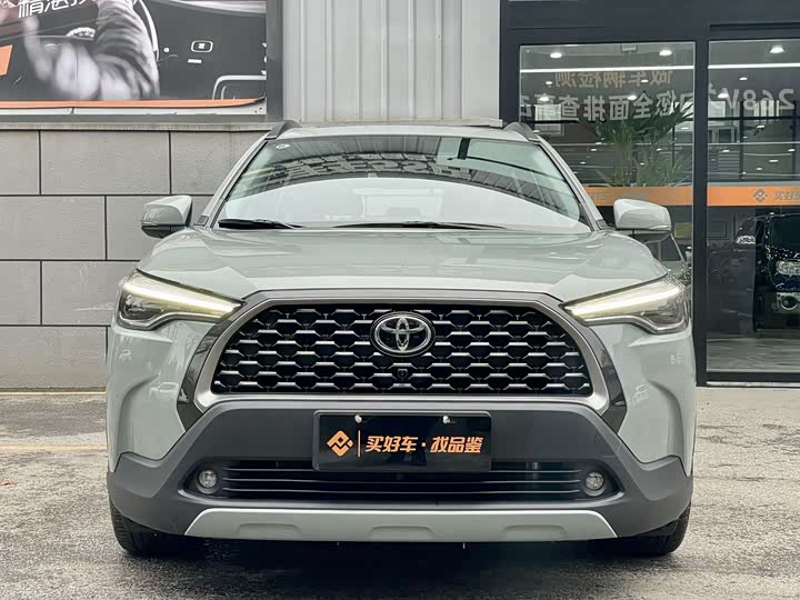 Фото 2 - Toyota Corolla Cross