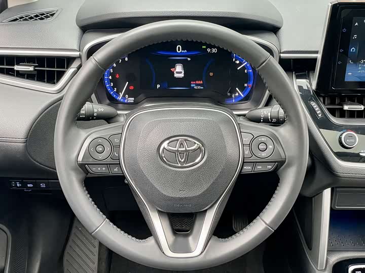 Фото 5 - Toyota Corolla Cross