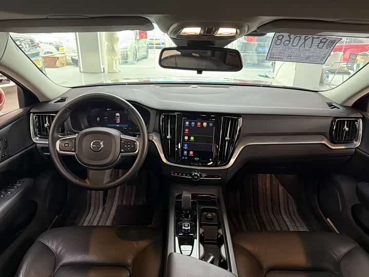 Фото 9 - Volvo S60