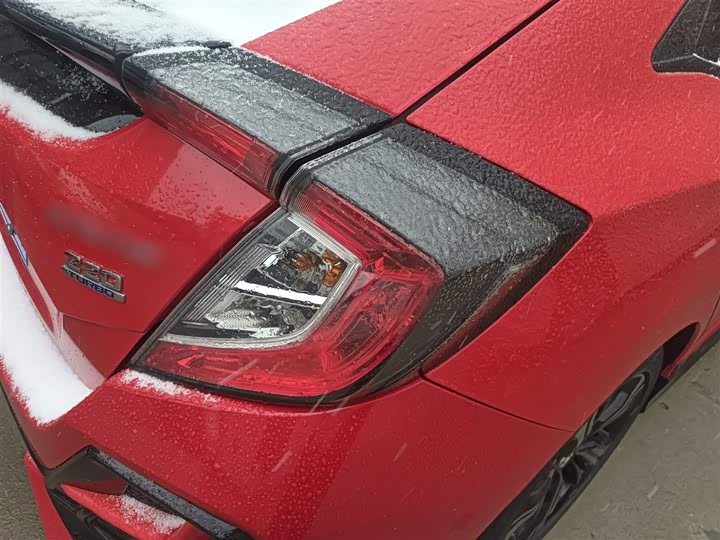 Фото 8 - Honda Civic