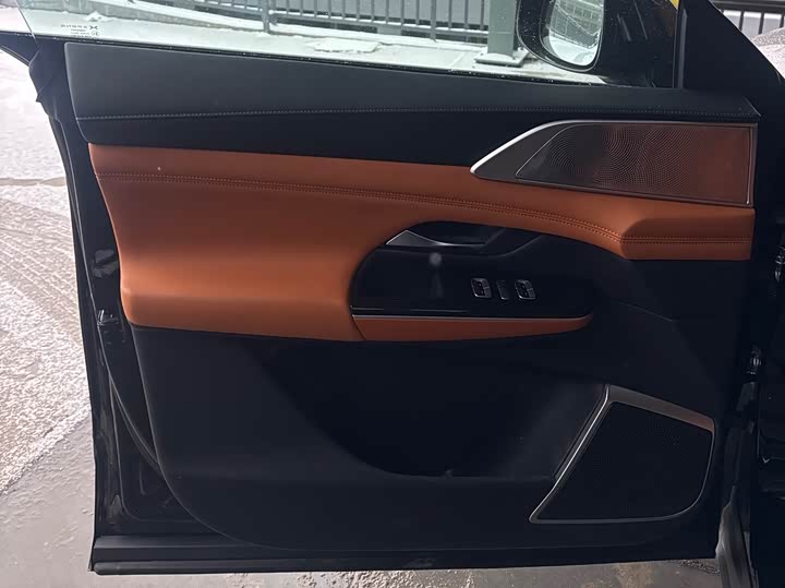 Фото 8 - XPeng G9