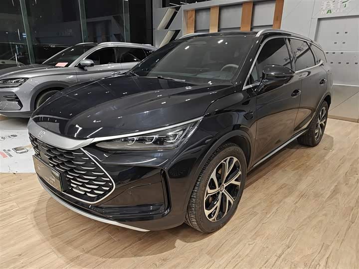 Фото 1 - BYD Tang Hybrid/EV