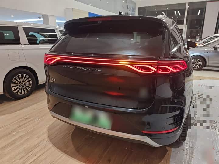 Фото 6 - BYD Tang Hybrid/EV