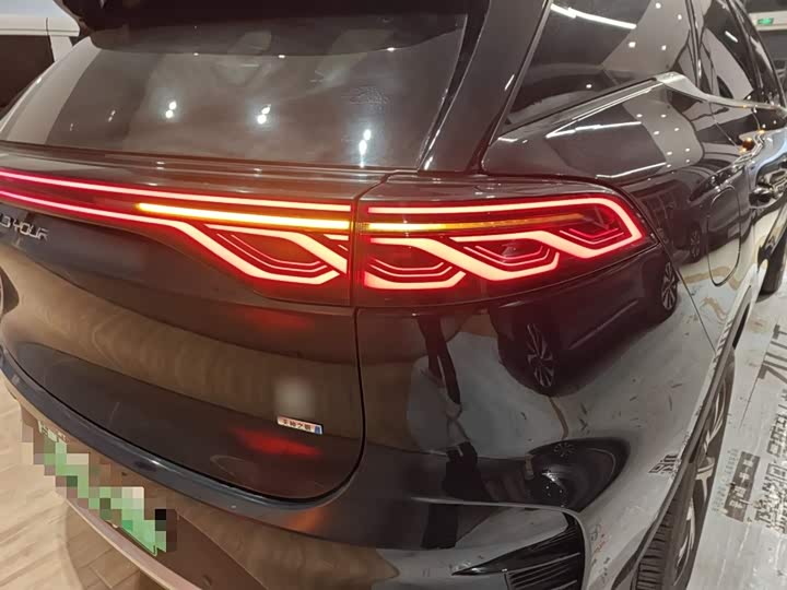 Фото 8 - BYD Tang Hybrid/EV