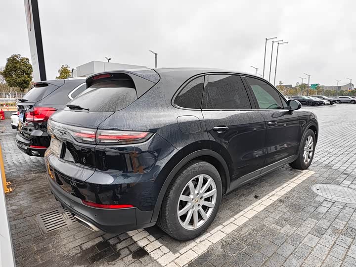 Фото 5 - Porsche Cayenne