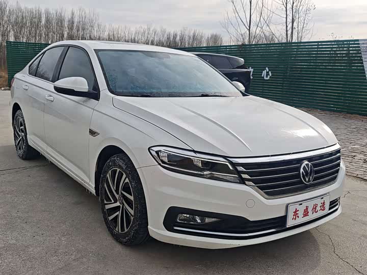 Фото 3 - Volkswagen Lavida