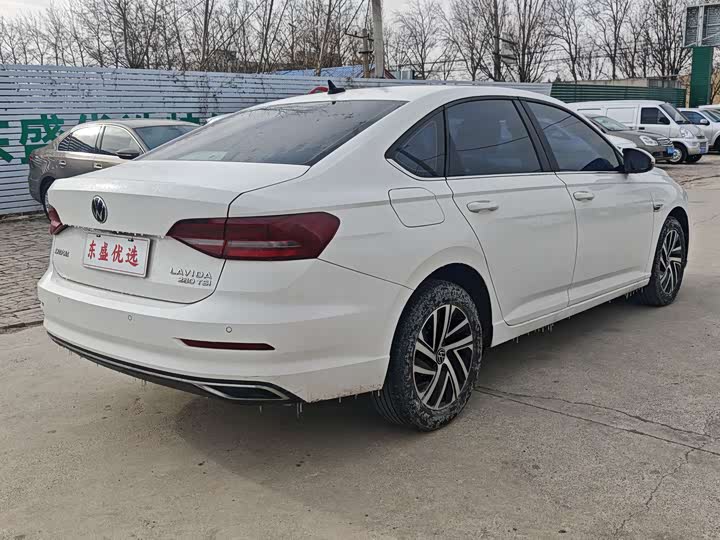 Фото 6 - Volkswagen Lavida