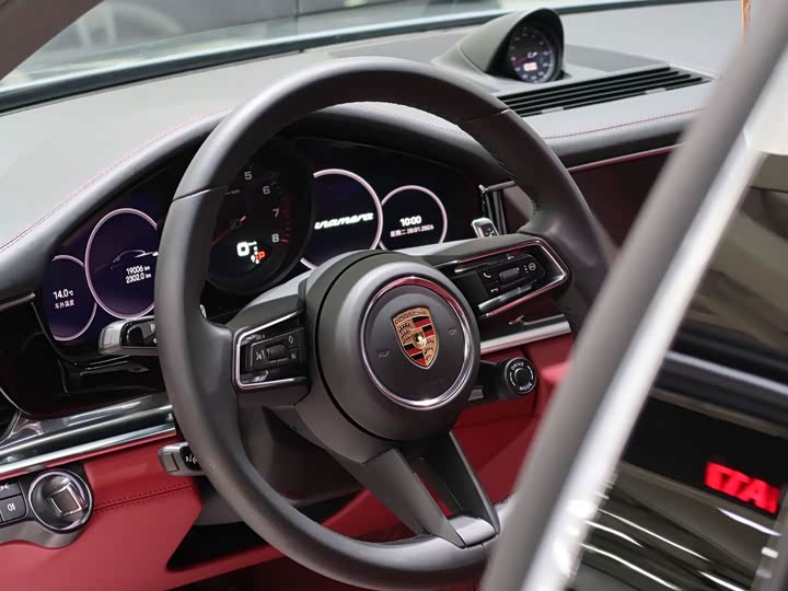 Фото 4 - Porsche Panamera