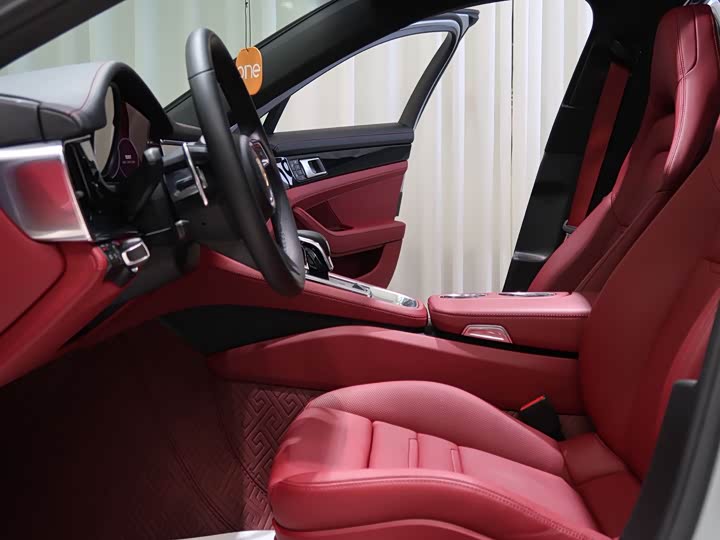 Фото 5 - Porsche Panamera