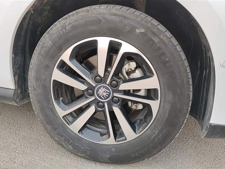 Фото 6 - BYD Qin Plus