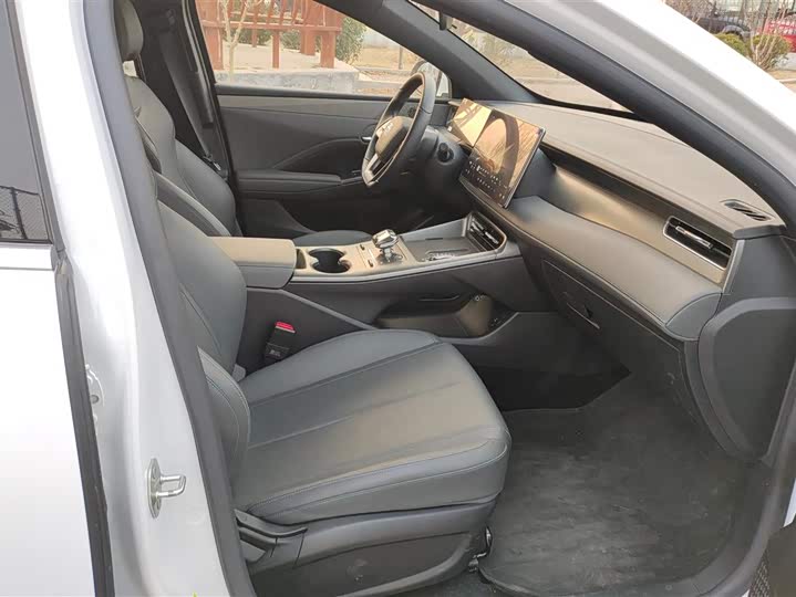 Фото 8 - BYD Qin Plus