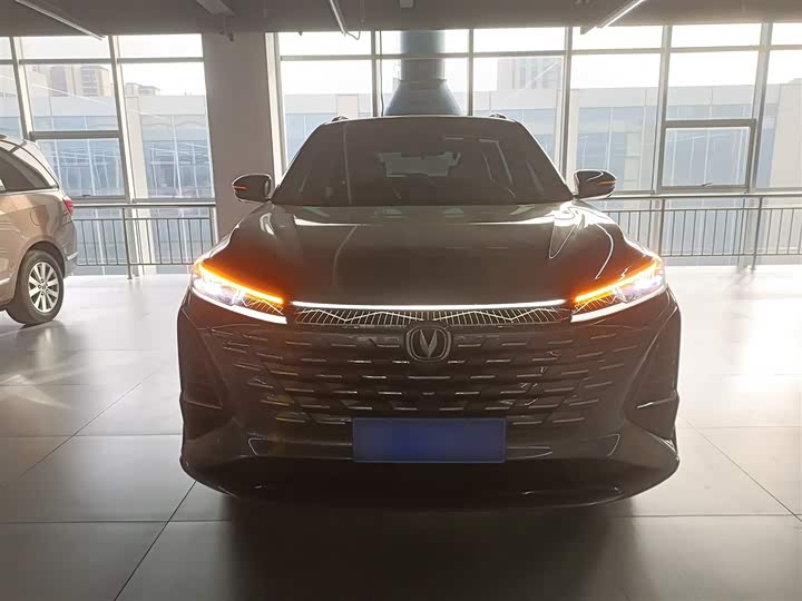 Фото 3 - Changan CS75 Plus