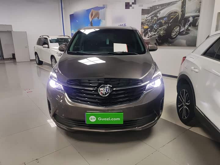 Фото 3 - Buick GL8 ES