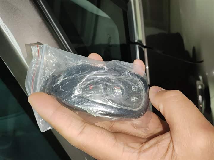 Фото 9 - Buick GL8 ES