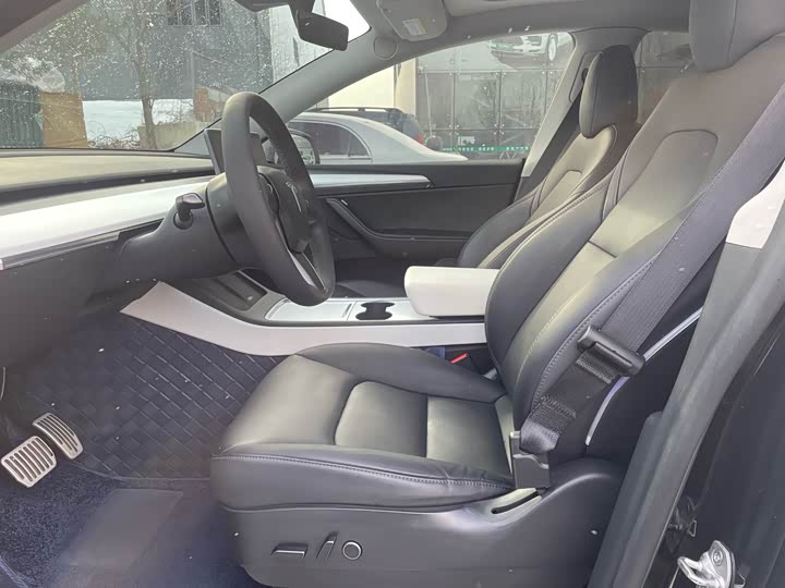 Фото 7 - Tesla Model Y