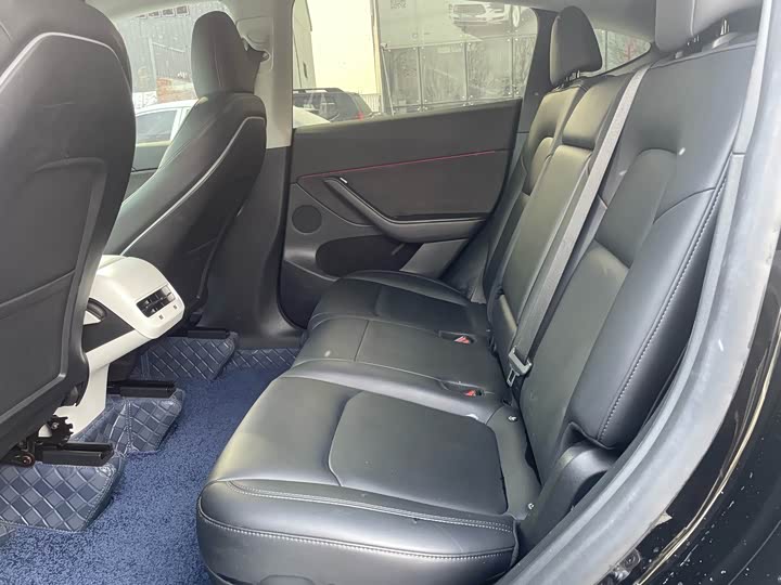 Фото 8 - Tesla Model Y