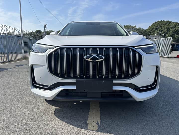 Фото 2 - Chery Tiggo 9