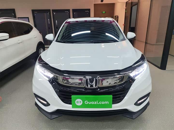 Фото 3 - Honda Vezel