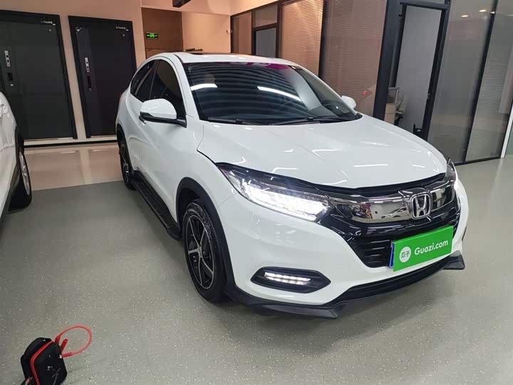 Фото 4 - Honda Vezel