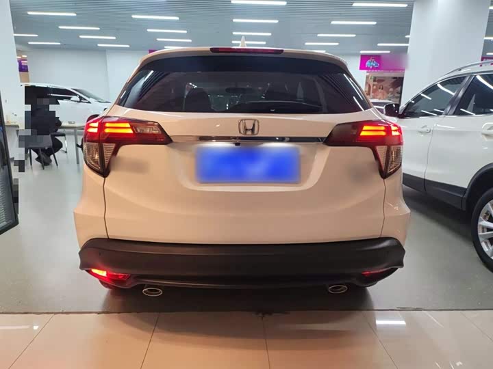 Фото 6 - Honda Vezel