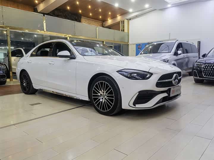 Фото 3 - Mercedes-Benz C-Class