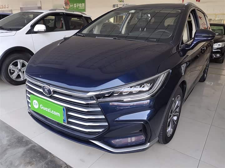 Фото 1 - BYD Song Max