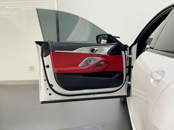 Фото 6 - BMW 8 Series