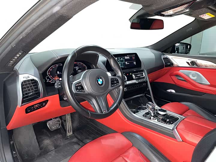 Фото 8 - BMW 8 Series