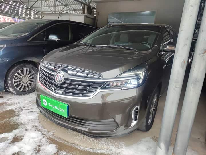 Фото 2 - Buick GL8 ES