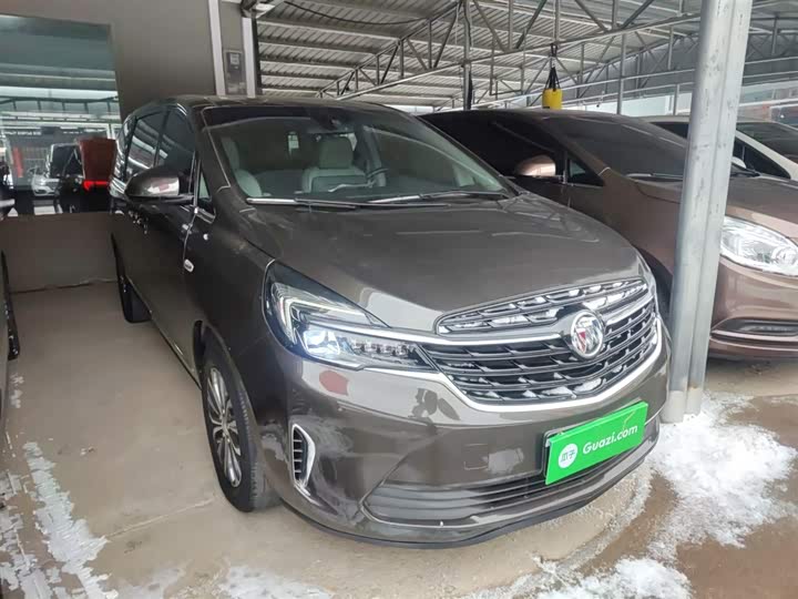 Фото 4 - Buick GL8 ES